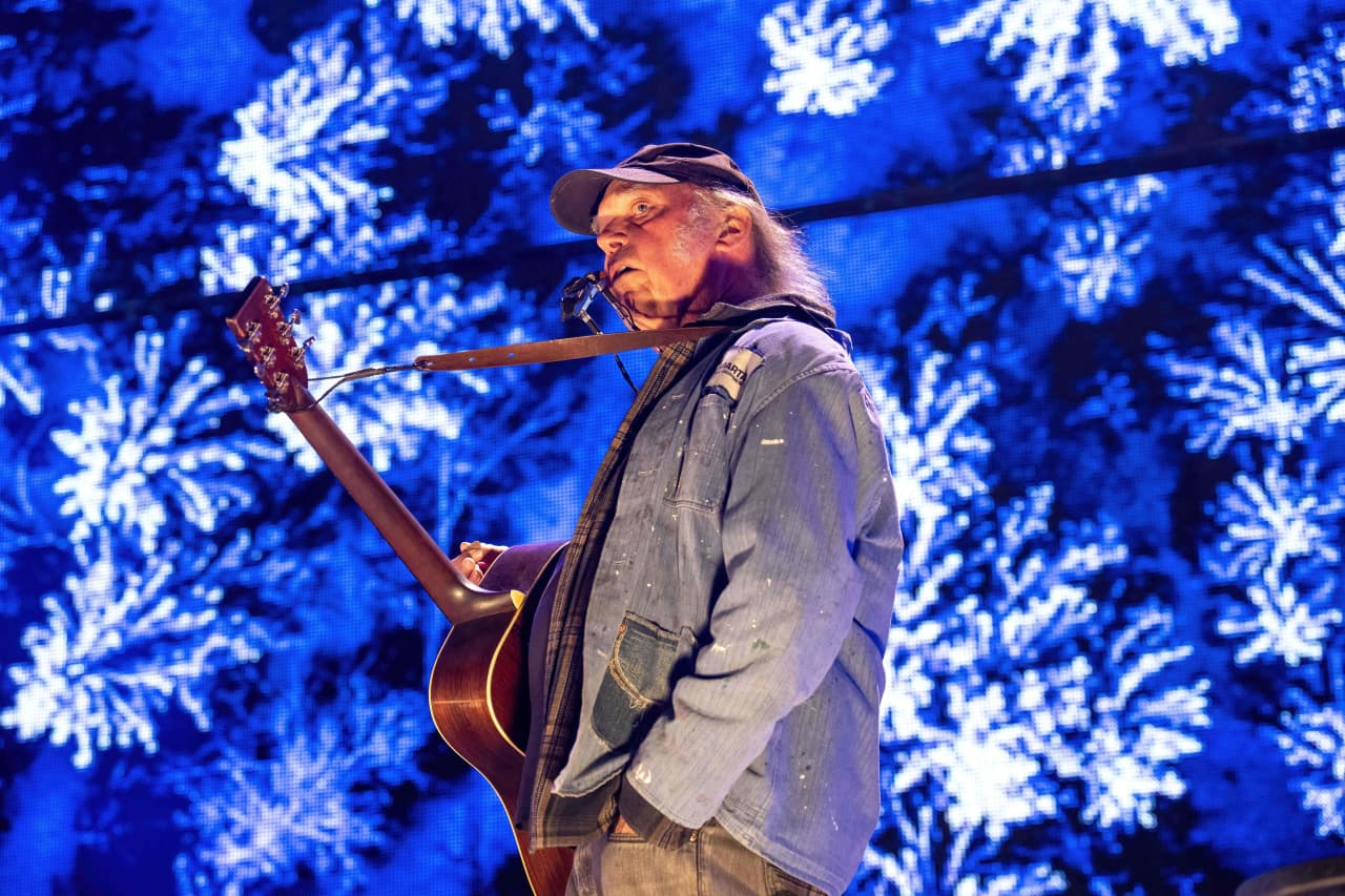 Neil Young is returning to Spotify — but he’s still upset about Joe Rogan and sound quality