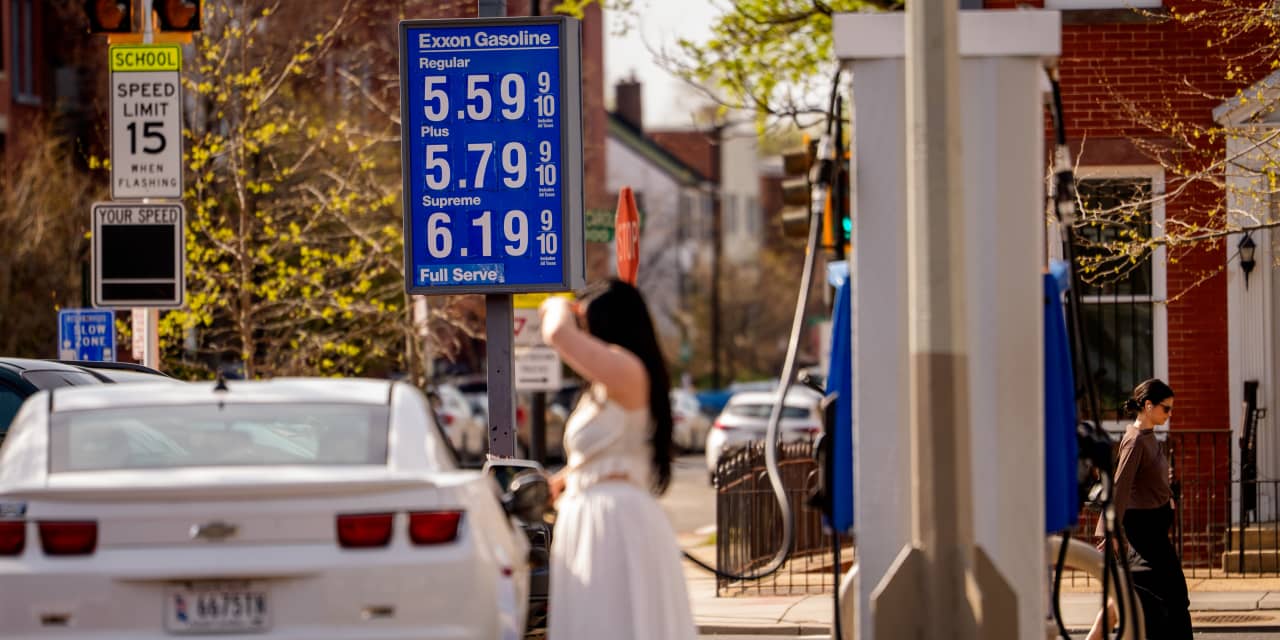 marketwatch.com - Gordon Gottsegen - A falling stock market may hurt the U.S. economy more than high prices at the pump