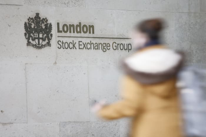 U.K. Police Arrest Six People in Disruption Plan Targeting London Stock Exchange
