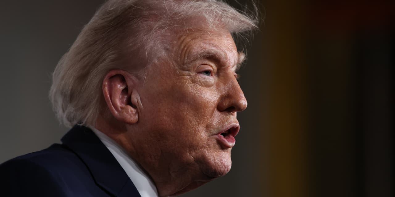 Trump sues IRS, Treasury for $10 billion over leak of his tax returns ...