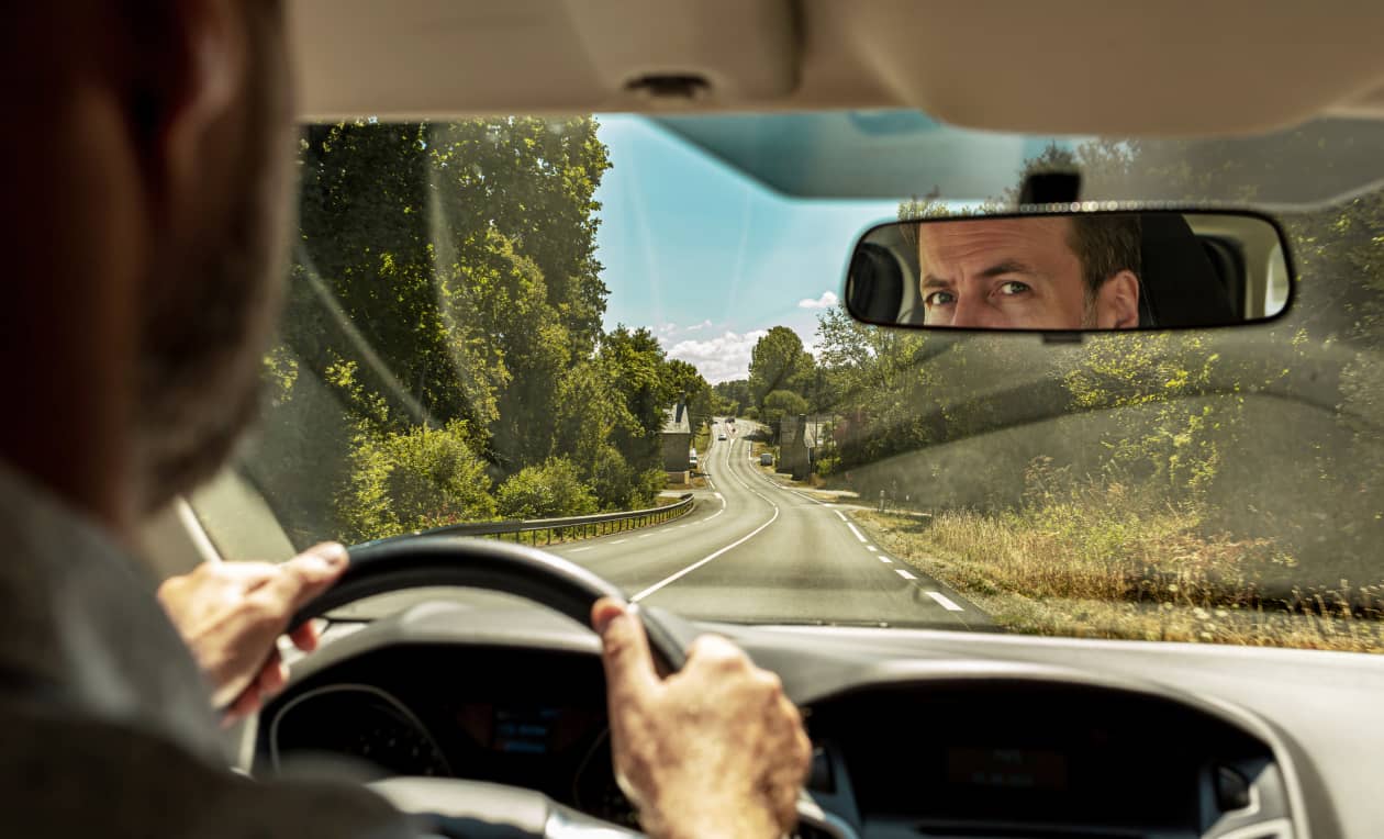 ‘I have a $2,000 deductible’: I reported a cracked windshield on my Hertz rental car. Can they charge me?