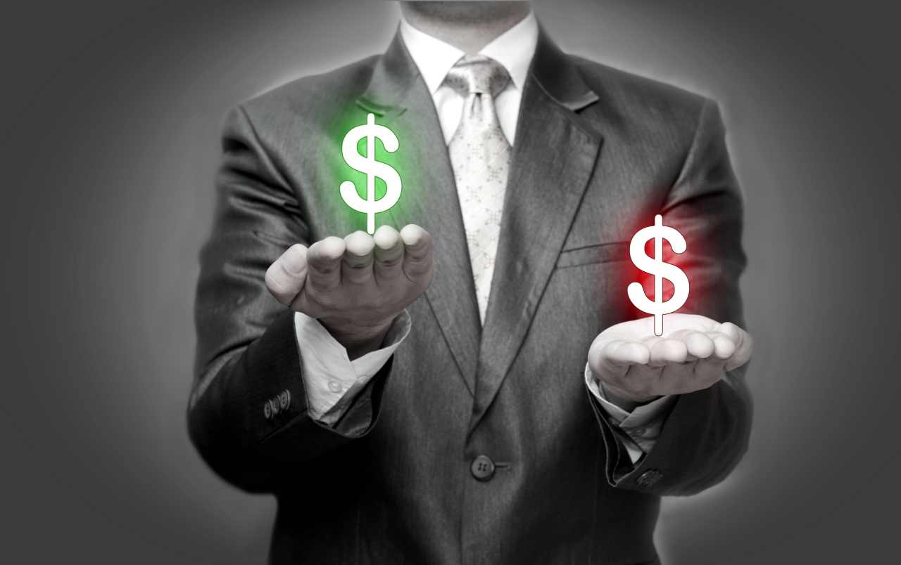 Can I use investment losses to offset taxes on an IRA withdrawal?