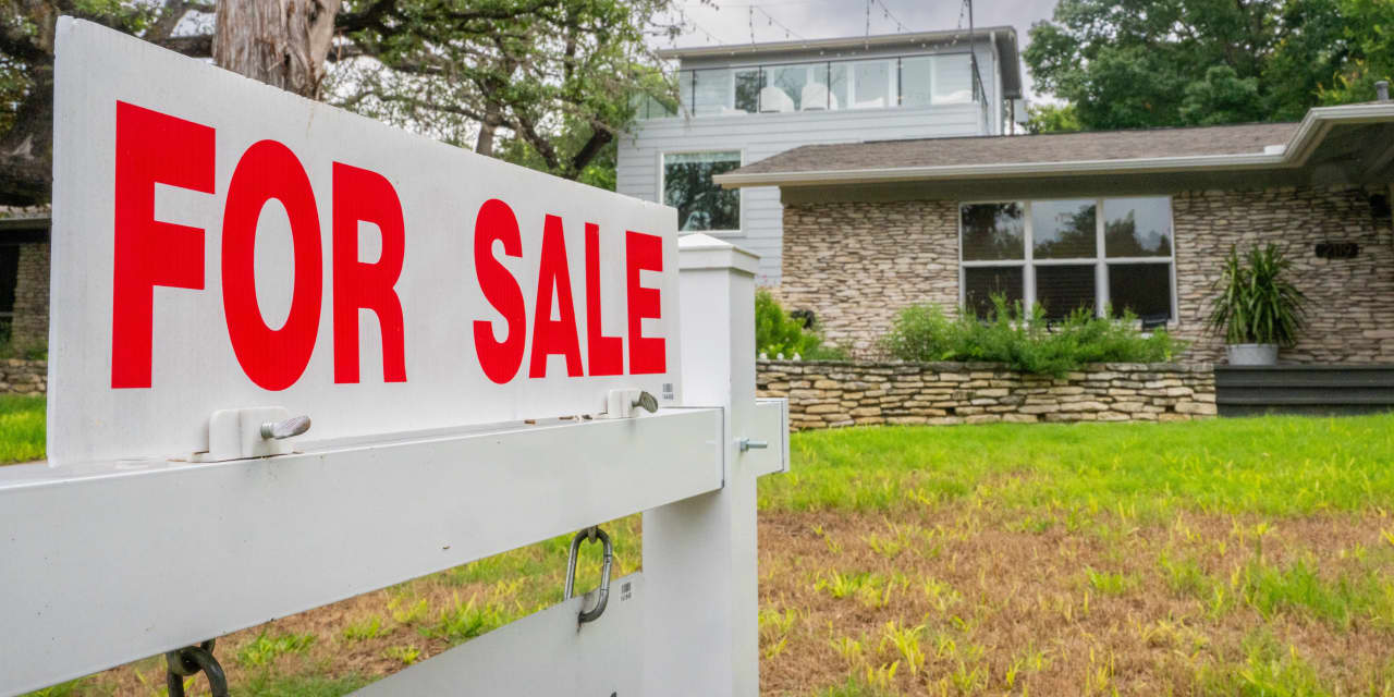 Mortgage rates went up right after the Fed cut interest rates. Here’s