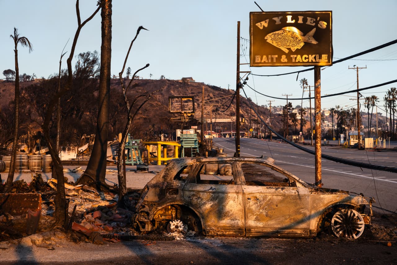 ‘How can you fit your life in a car?’ As the California fires rage, Malibu business owners face a grim new reality