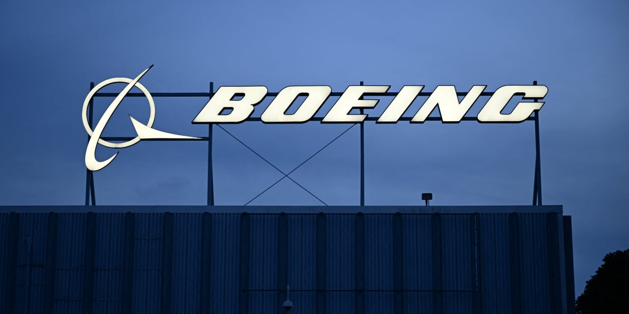 Boeing shares were rocked by the analyst’s sell call, which sees a 25% decline.