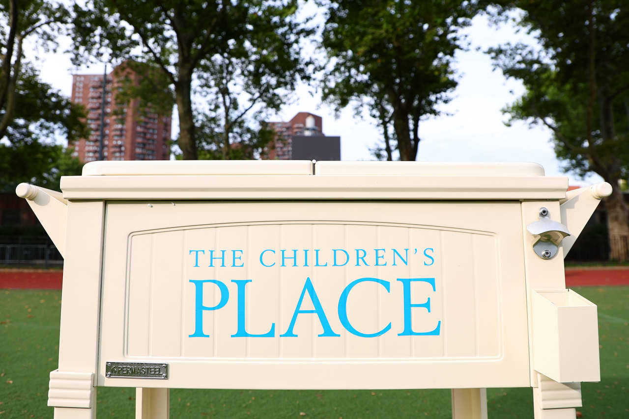 Children’s Place’s stock tumbles after longtime CEO agrees to leave