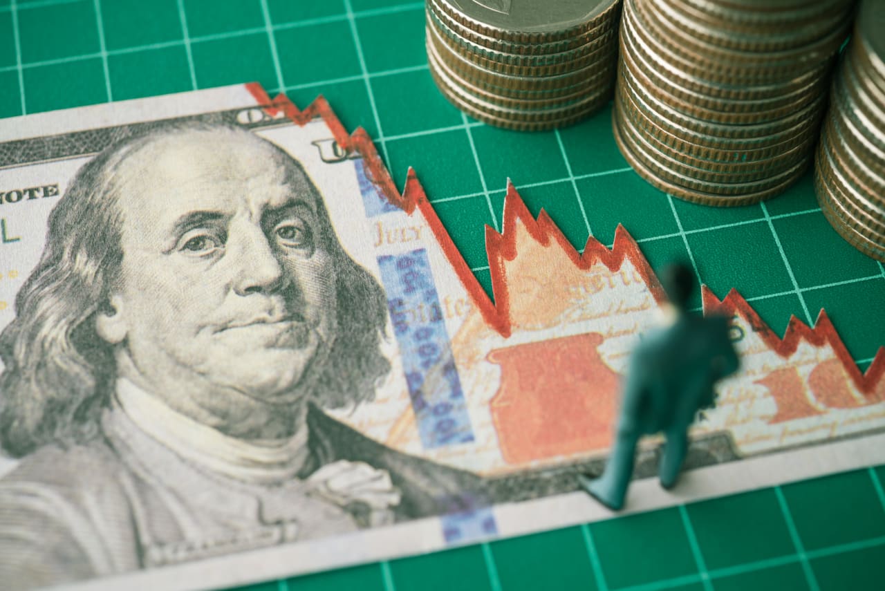 The blowout jobs report is bad news for stocks — but it shouldn’t force the Fed’s hand on interest rates