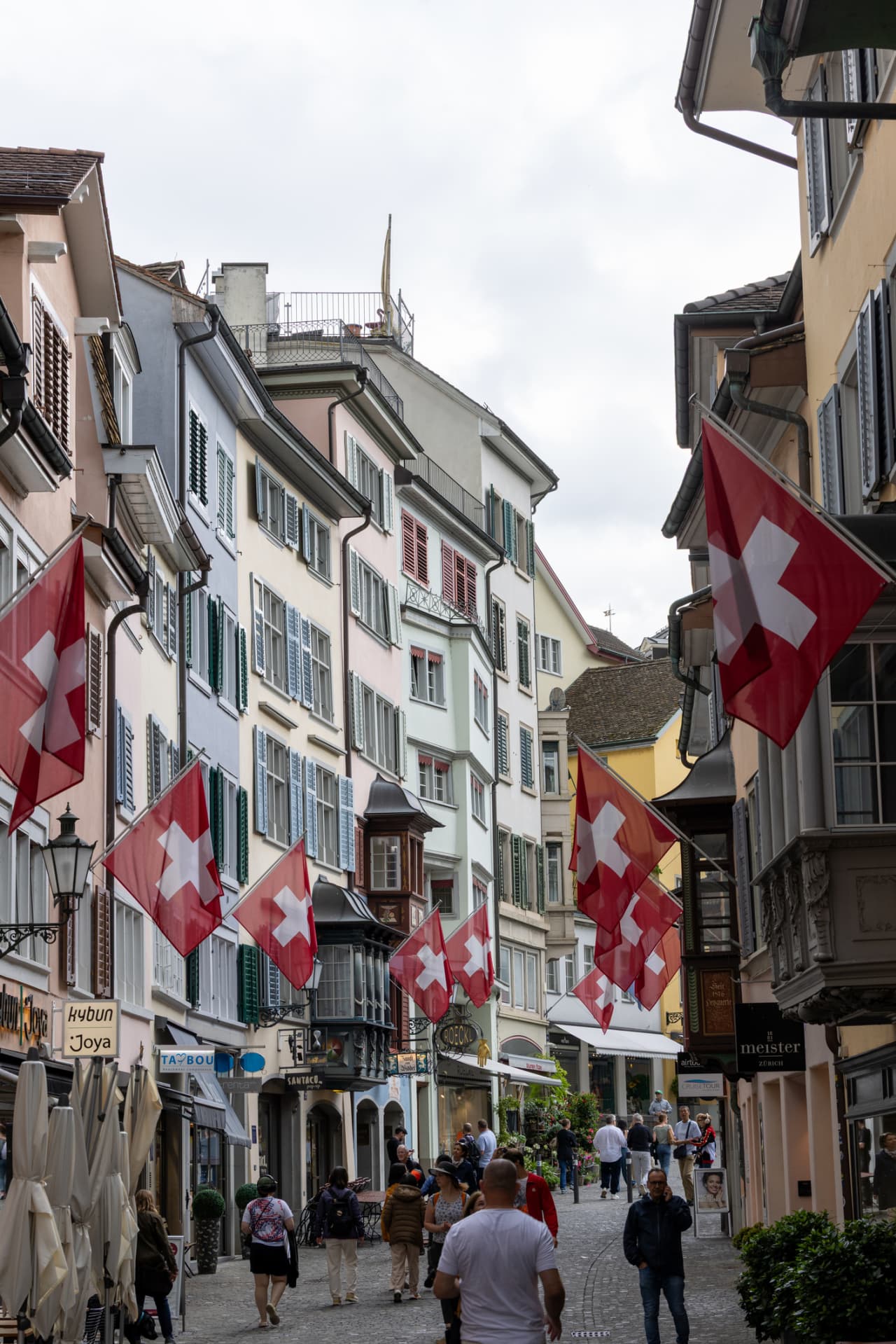 U.S. Treasury proposes severing a Swiss bank from the U.S. financial system over Iran and Russia links