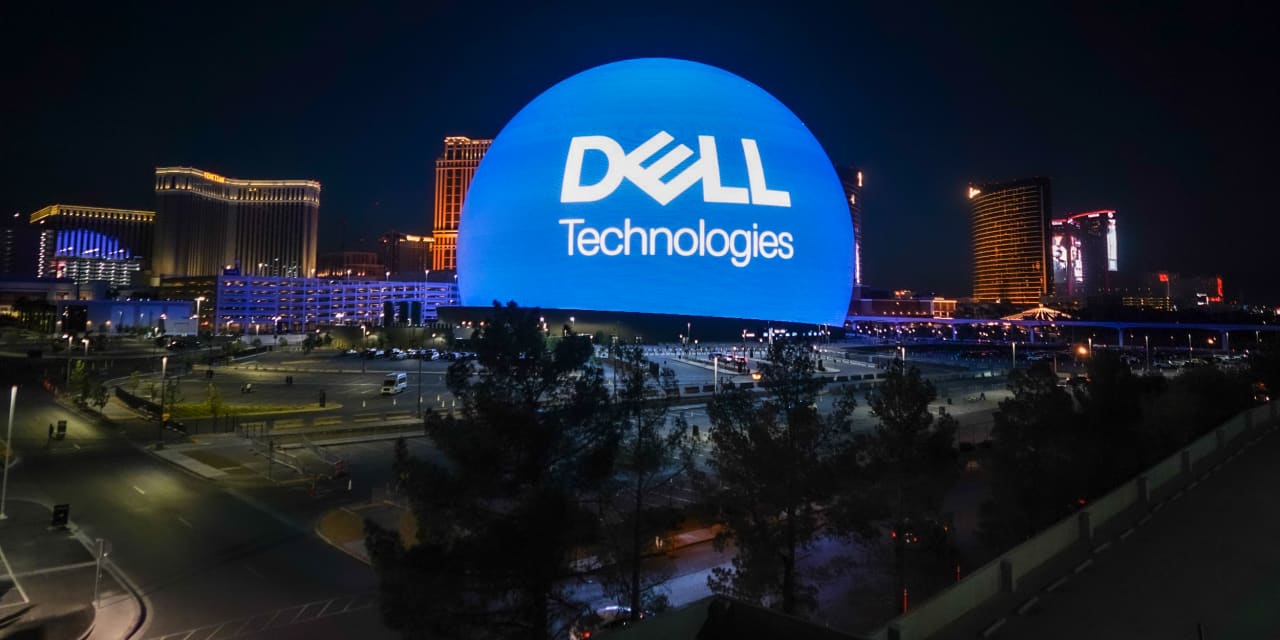 Dell shares are well above highs. This analyst sees opportunities for investors.