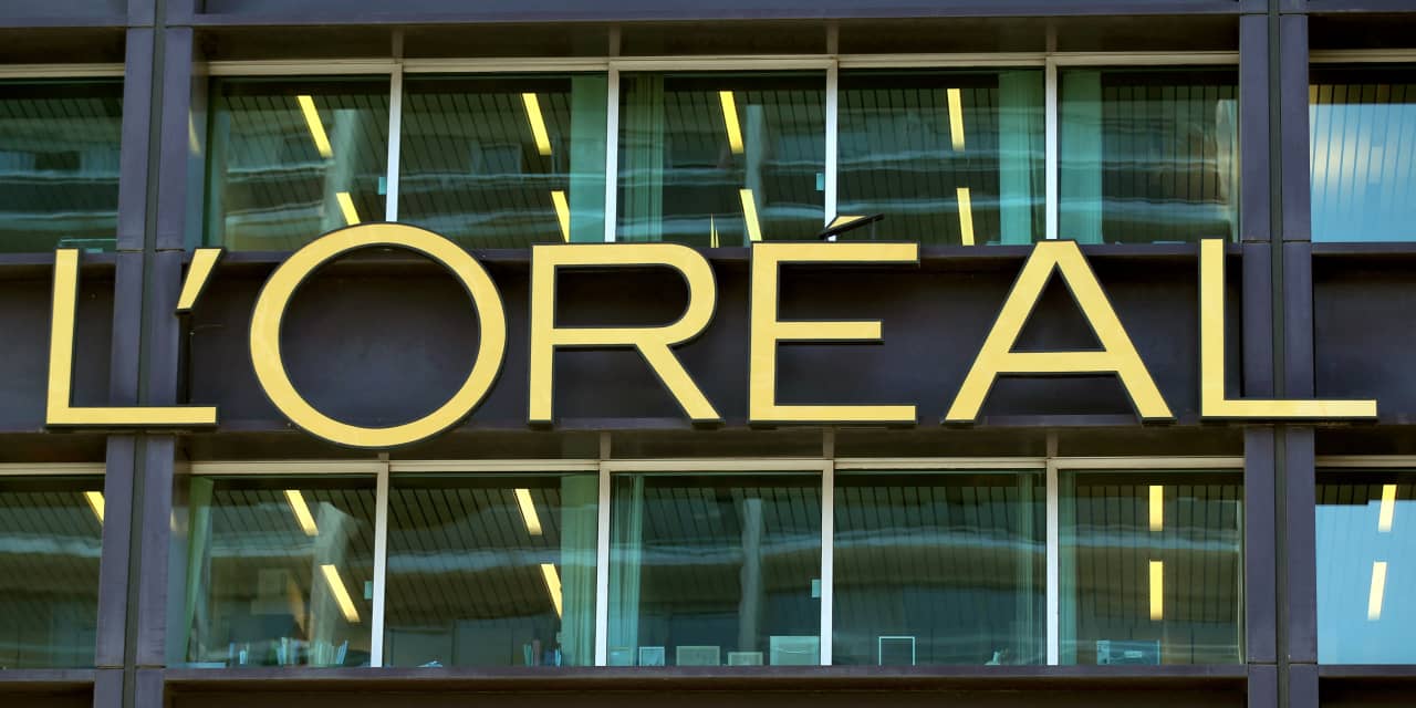 L'Oreal shares slide as cosmetics giant cites weakness in China - Vimarsana News