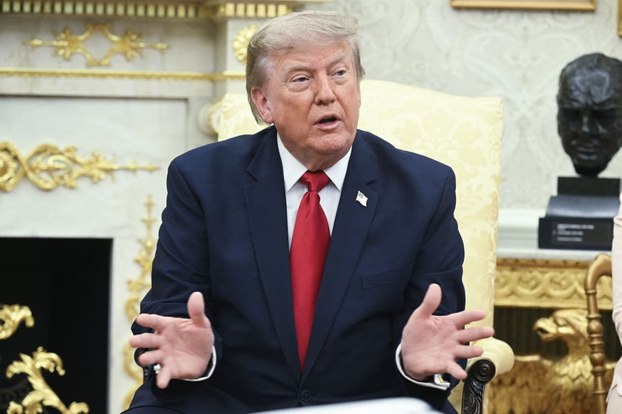 Trump’s media company wants traders to pay to get president’s market-moving social-media posts first
