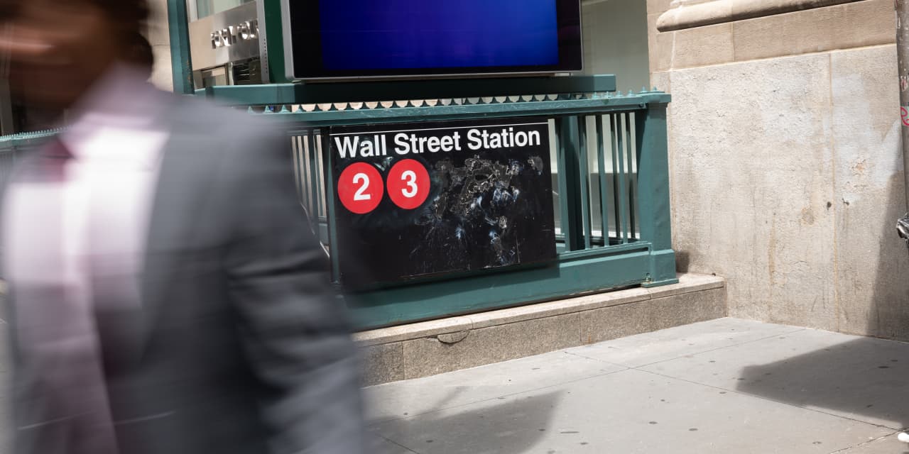The 10-year Treasury yield just crossed a key threshold that should make people ‘sit up and take notice’ - MarketWatch