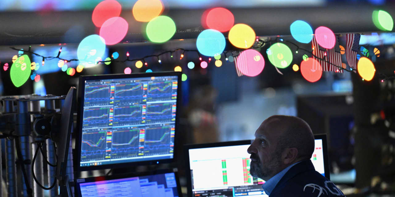 Wall Street divided on how many Fed rate cuts there will be in 2024 - Vimarsana News