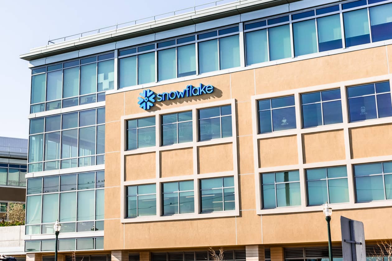 7 software stocks that could benefit as AI gets cheaper to run ...