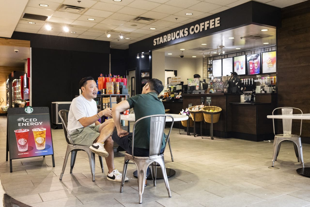 #Starbucks stock rallies on hopes of a turnaround under its new CEO — the head of Chipotle Mexican Grill