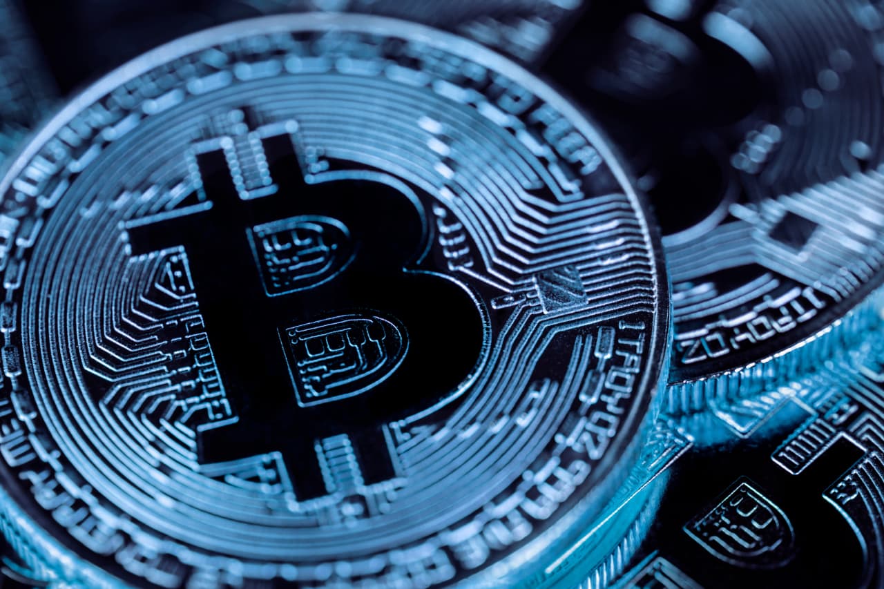 As bitcoin falls toward $80k, here’s why Fed Chair Warsh may not be enough to revive the crypto