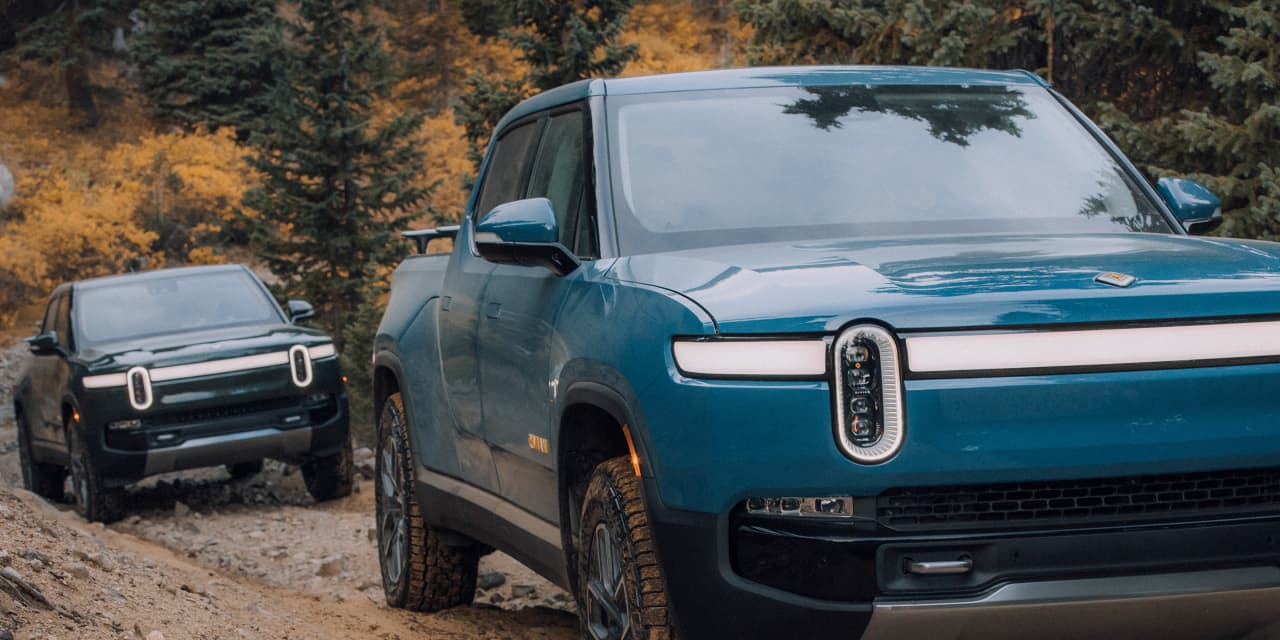 The 2024 Rivian R1T electric pickup It’s fun, fast, capable and packs