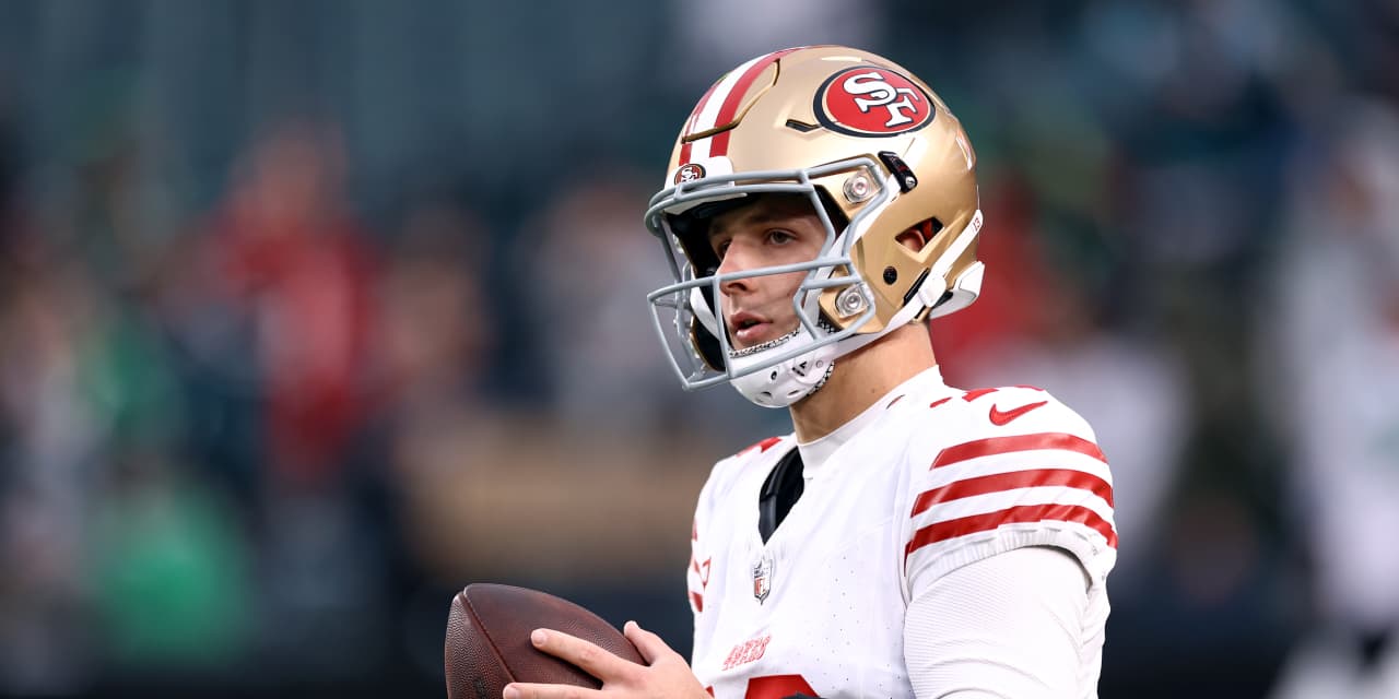 NFL star Brock Purdy earned less than 16 college football players this year.