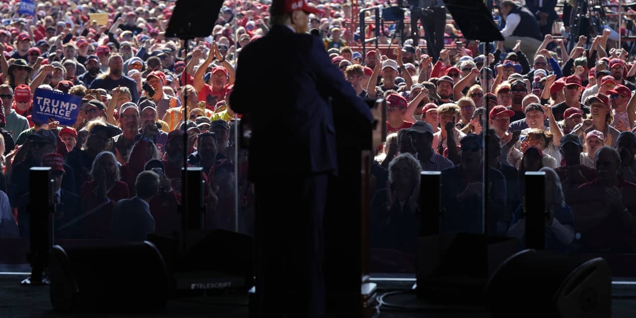 Trump doubles down on Wisconsin, holds his fourth rally there in 8 days ...