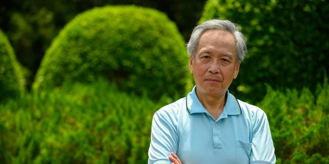 ‘I didn’t know what I didn’t know’: I thought I’d have to depend on Social Security. Then I taught myself how to invest.