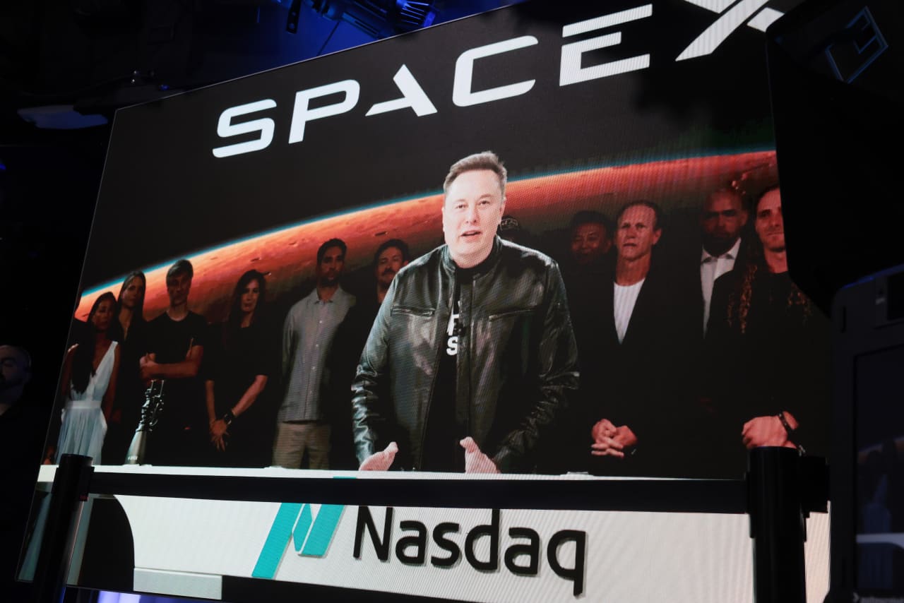 SpaceX’s massive $2.1 trillion valuation may soon become its own worst enemy