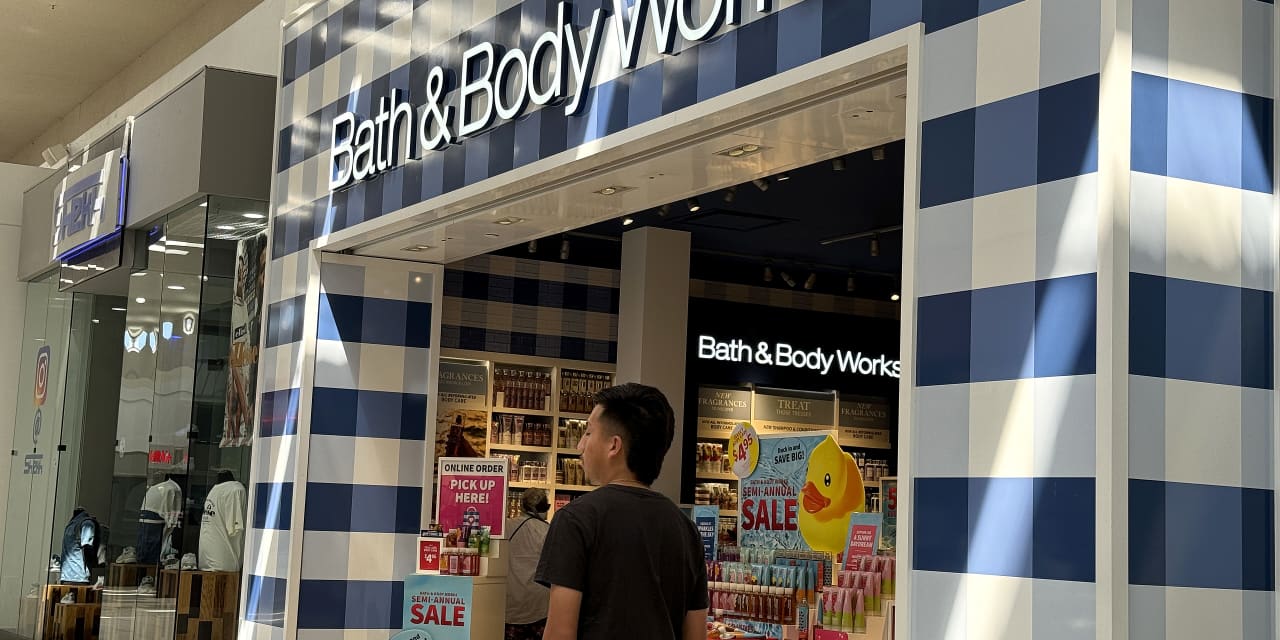 Bath & Body Works Pulls Candle Packaging That Some Say Evoked Ku Klux ...