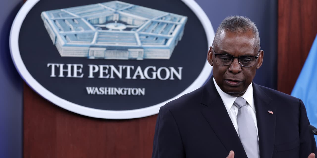 Secretary of Defense Lloyd Austin sent to hospital due to bladder problems