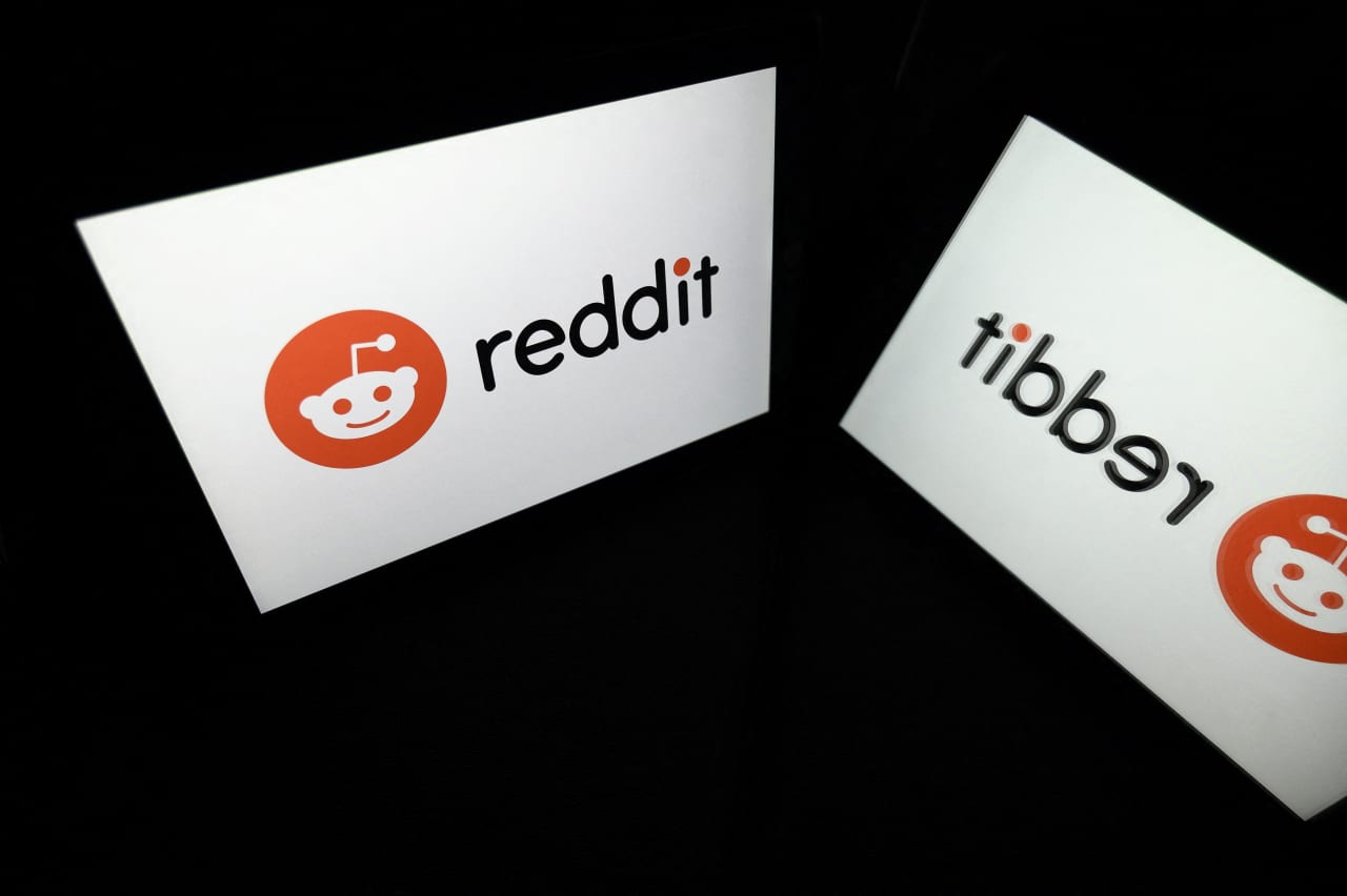 Invest in what you know: Reddit moderator who saw meme-stock craze is buying into platform’s IPO