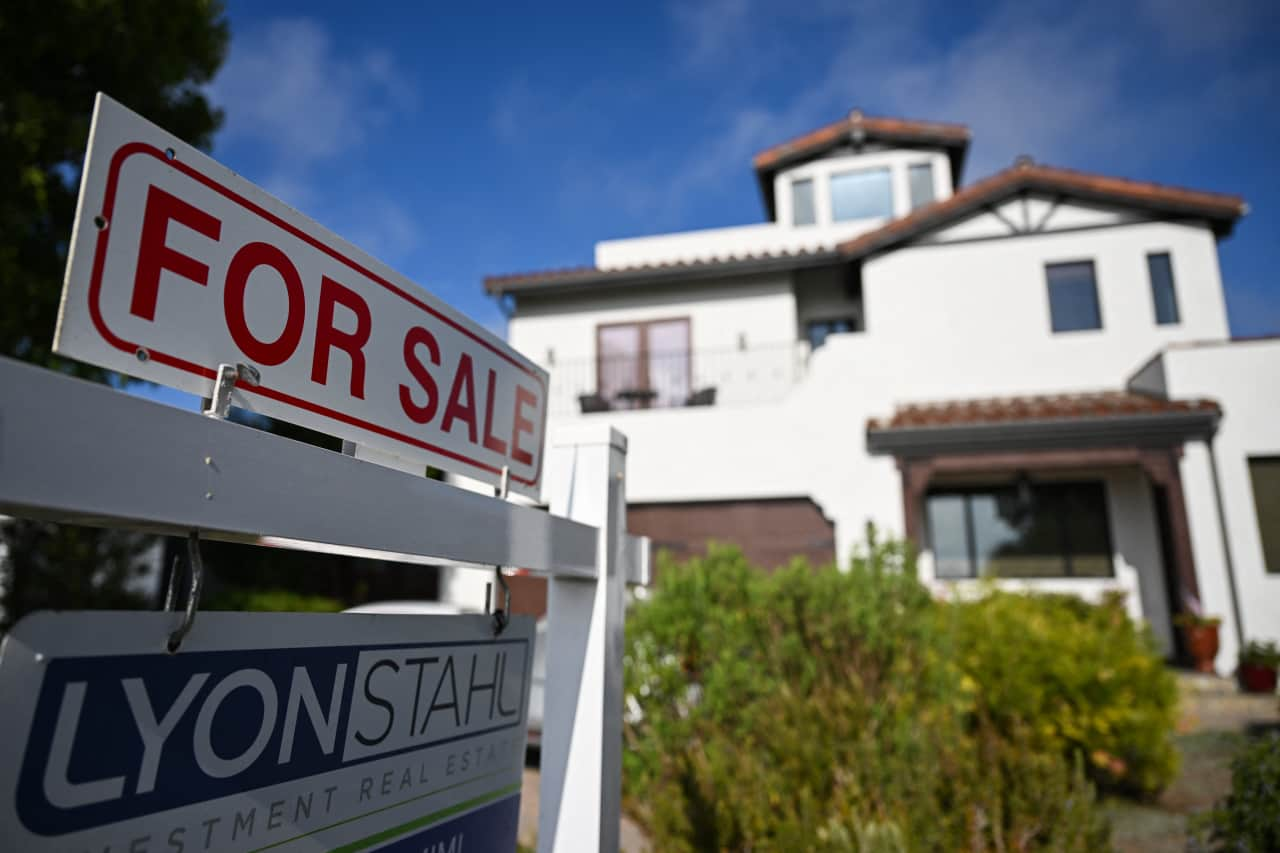 Redfin’s stock soars on buyout deal by Rocket Cos that looks to speed up home buying