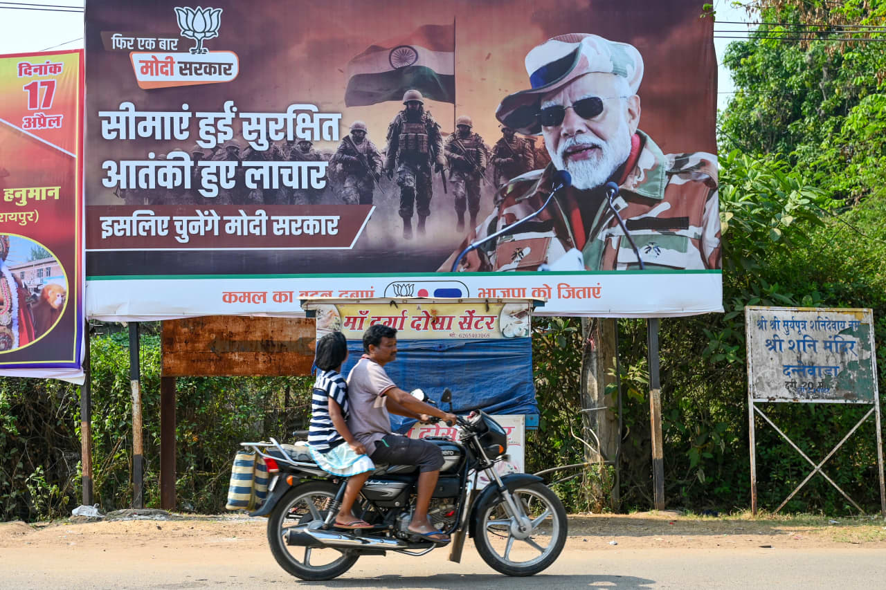 Indian stocks hit record and ETFs climb as exit polls show Modi’s party headed to third term