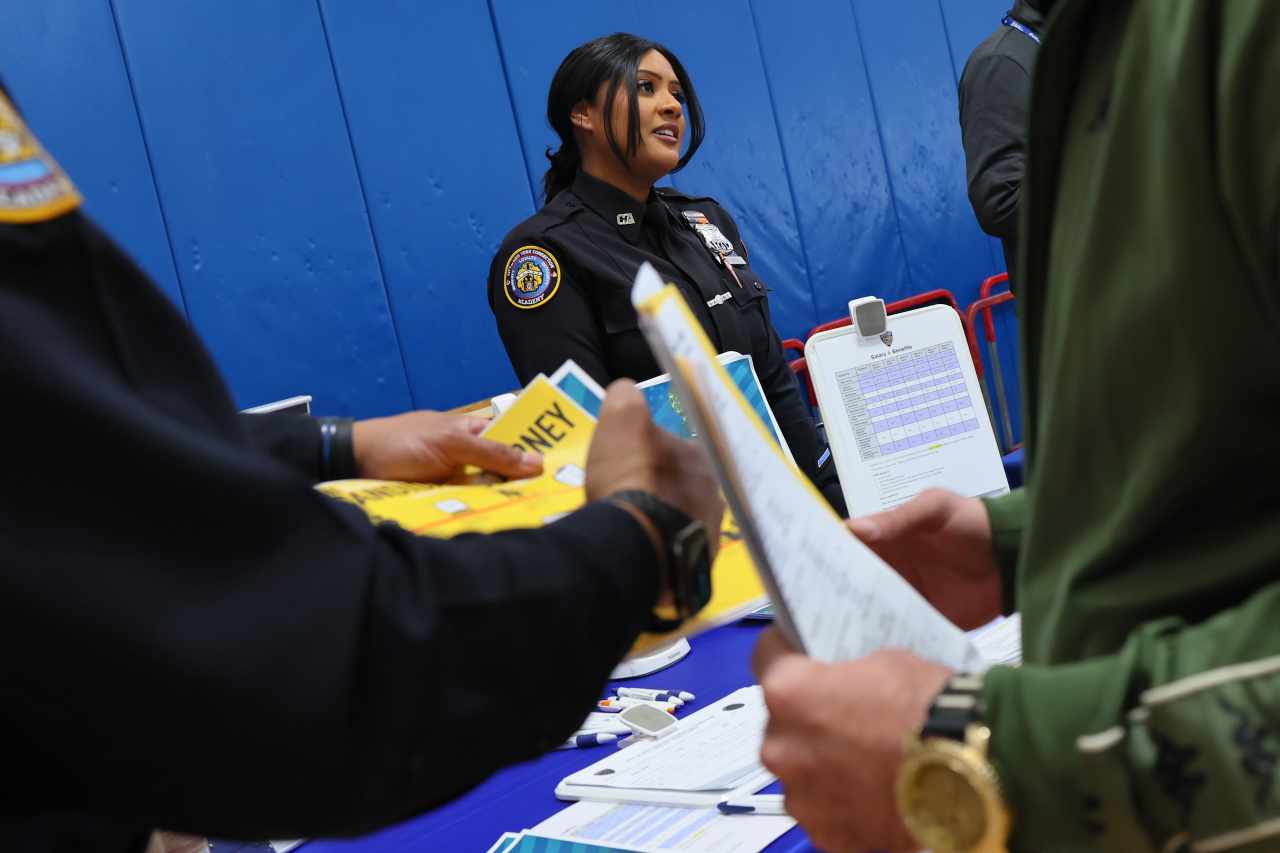 Is the U.S. jobs market tanking? Here’s what the latest clues say.