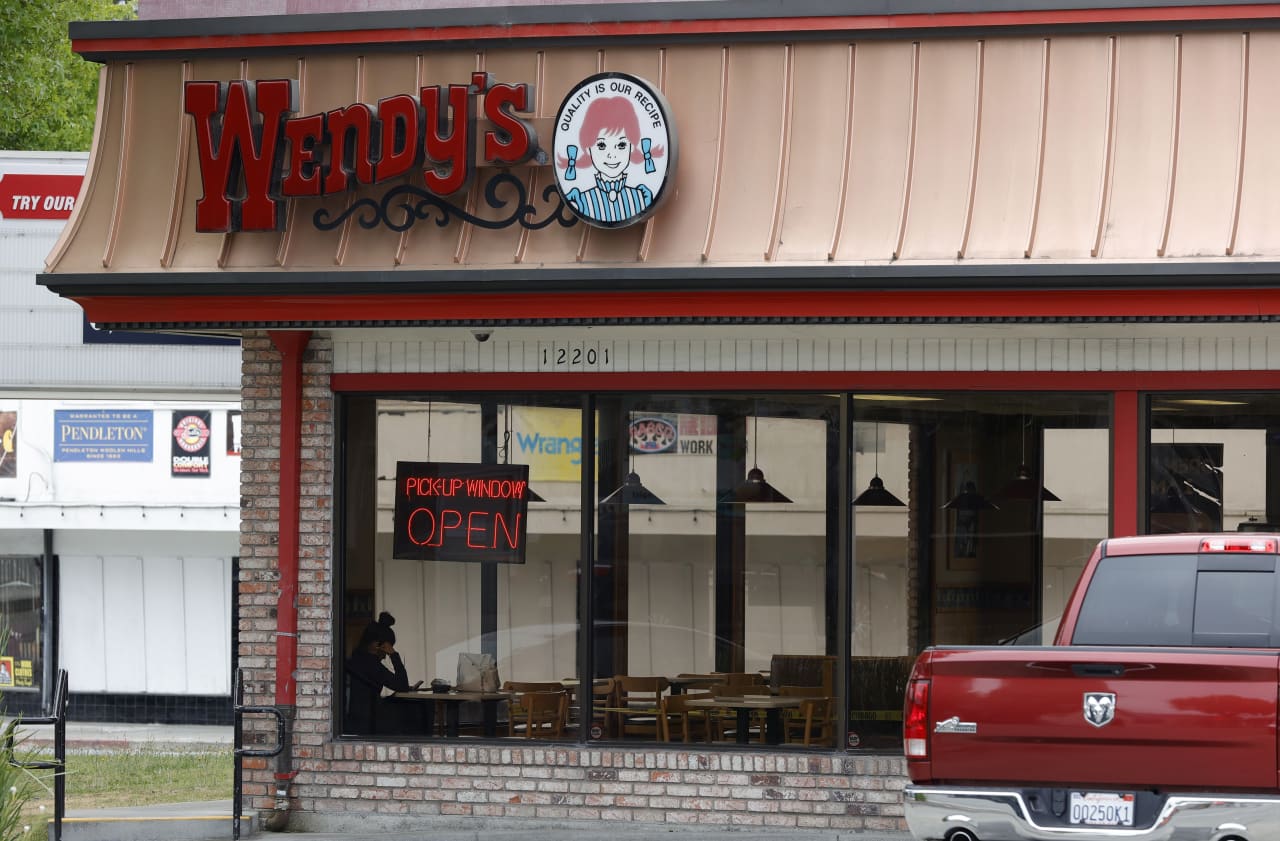 Wendy’s buyout offer suggests the burger chain’s overhaul could be very expensive