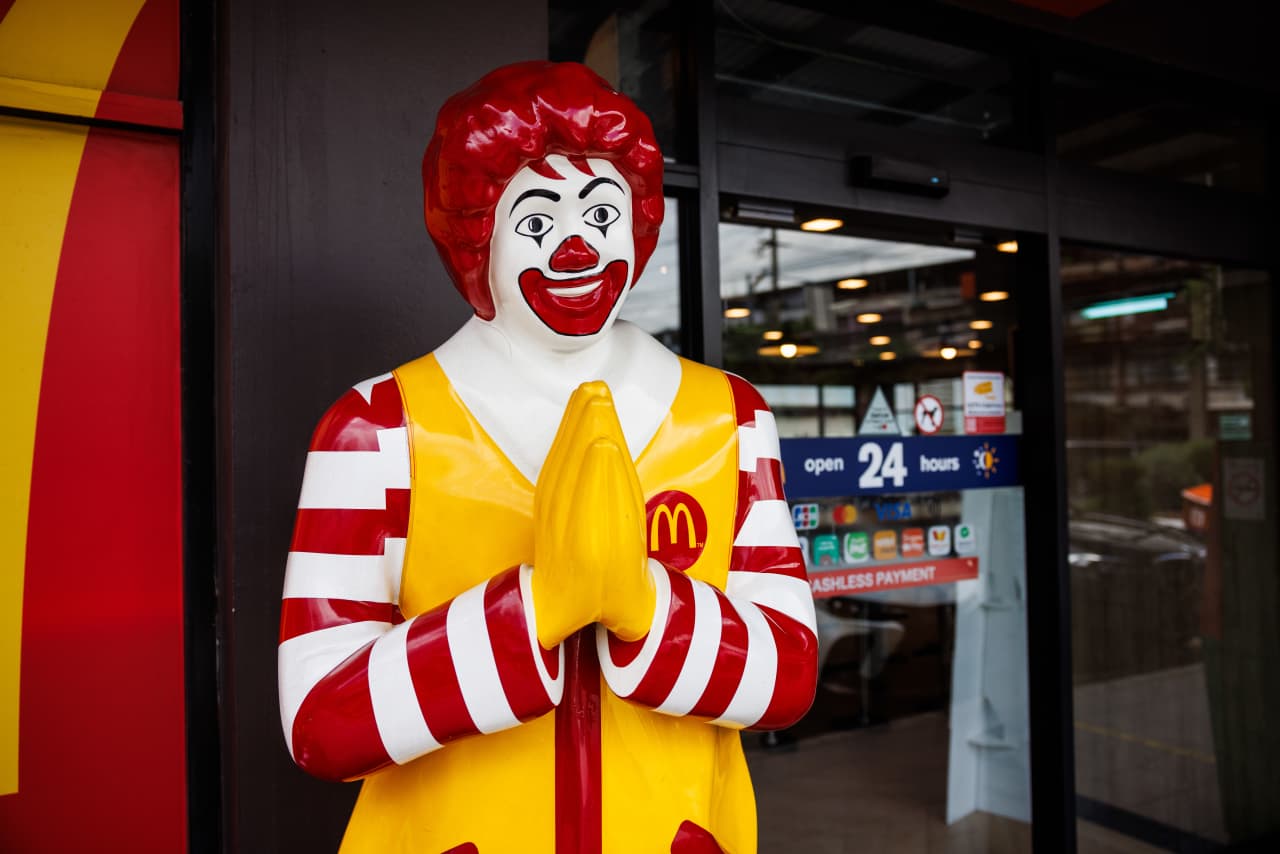 Can McDonald’s make money on $5 meals when inflation is so high?