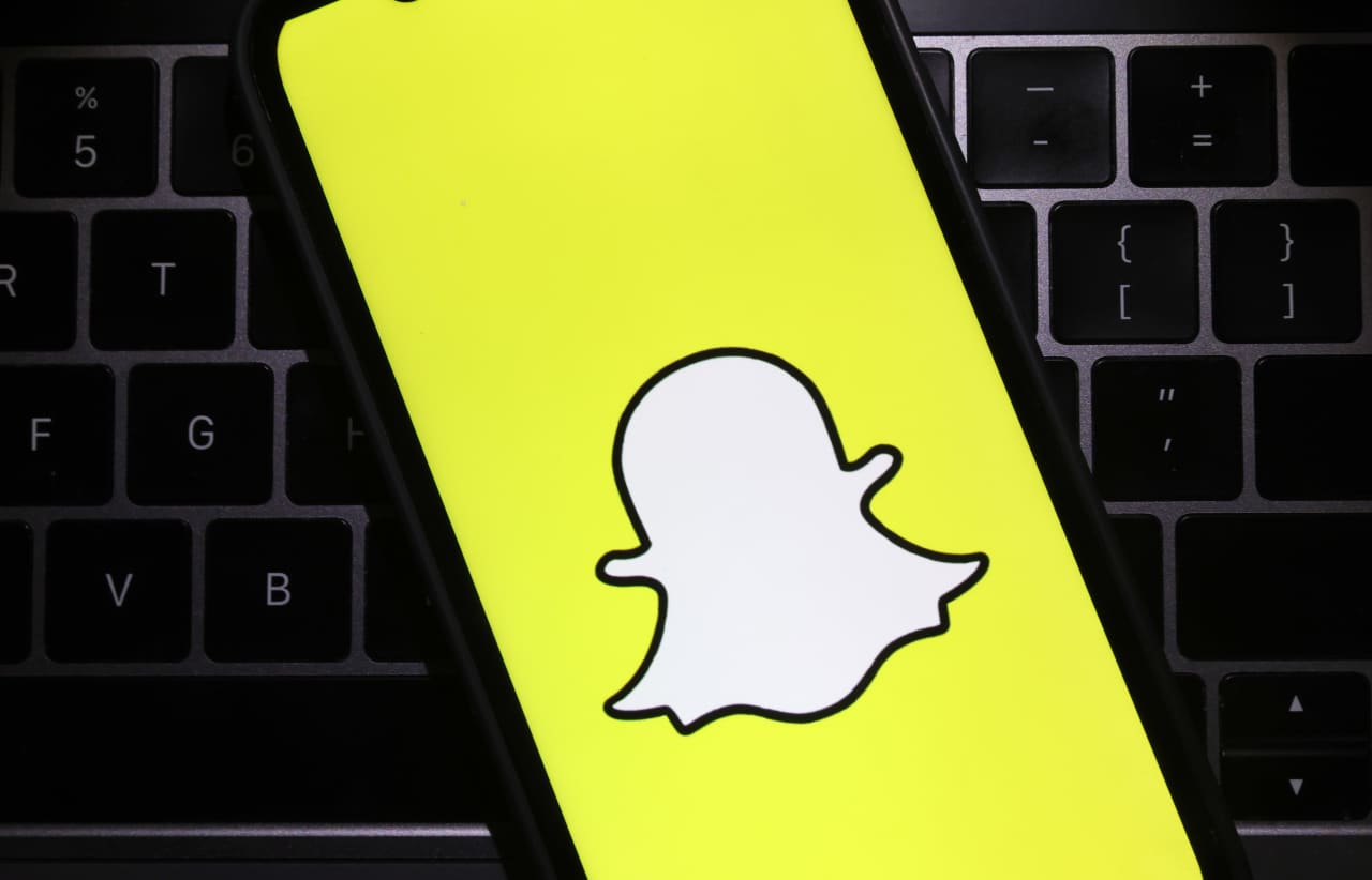 Snap takes advantage of recent stock surge to sell convertible debt