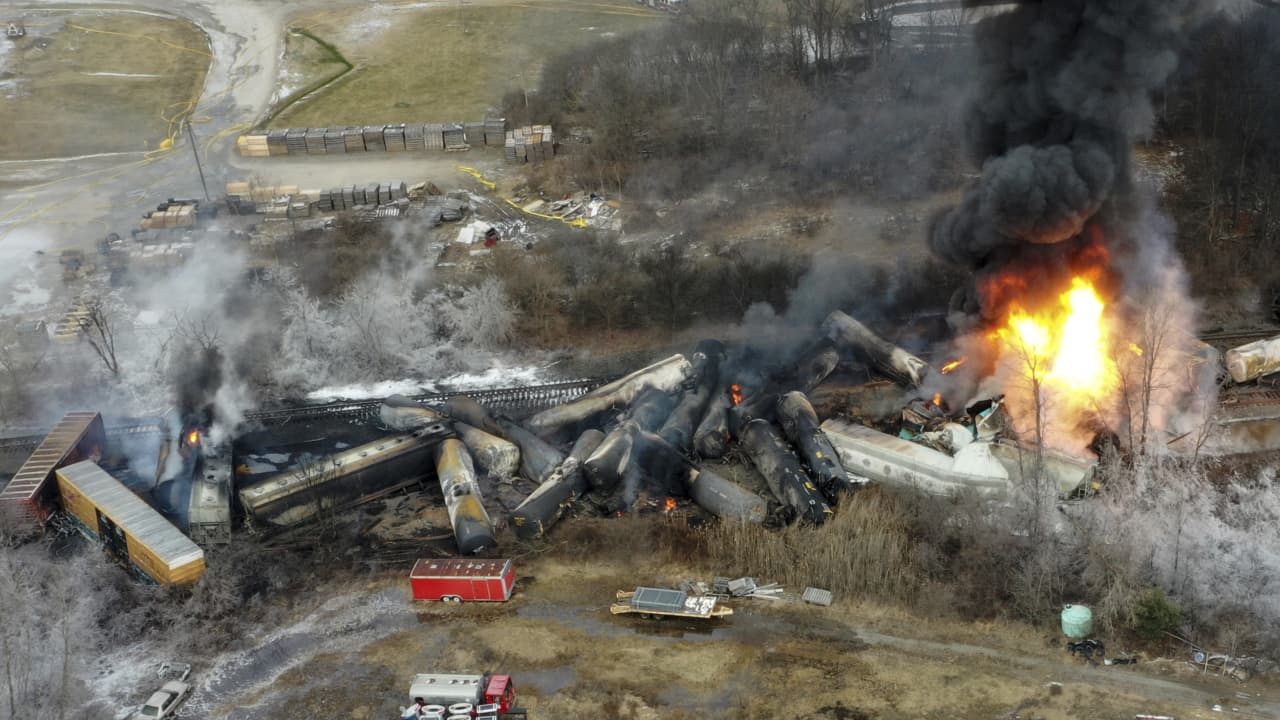 Norfolk Southern agrees to settlement of more than $300 million with federal government over East Palestine, Ohio, derailment