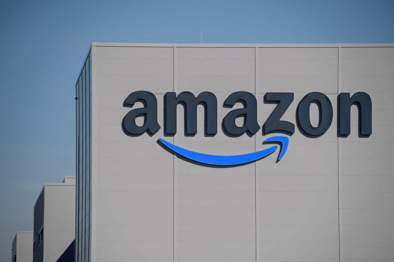 Amazon’s stock finally clinches a fresh record close