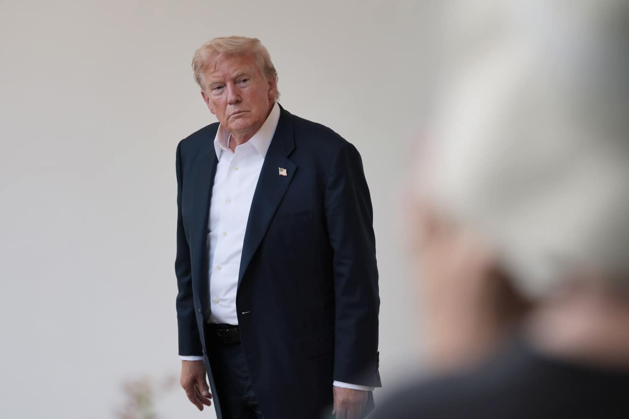 Trump sacks BLS chief after poor jobs report, as credibility of U.S. economic data comes under fire