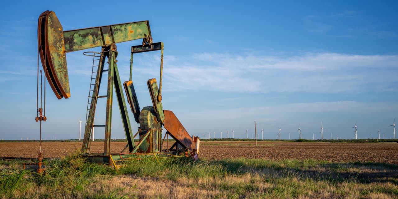 As gasoline prices slide heres how the stock market tends to respond  MarketWatch