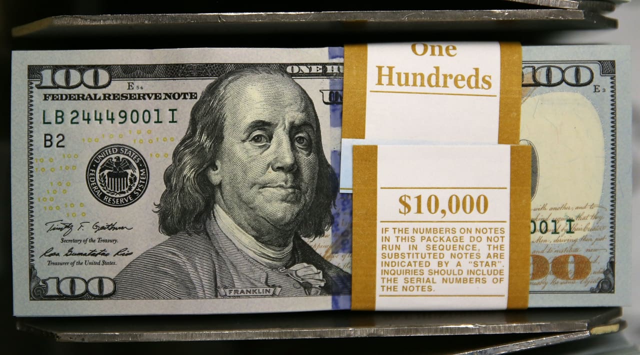 Analysts say a record  trillion in ‘sideline cash’ won’t help boost stocks.