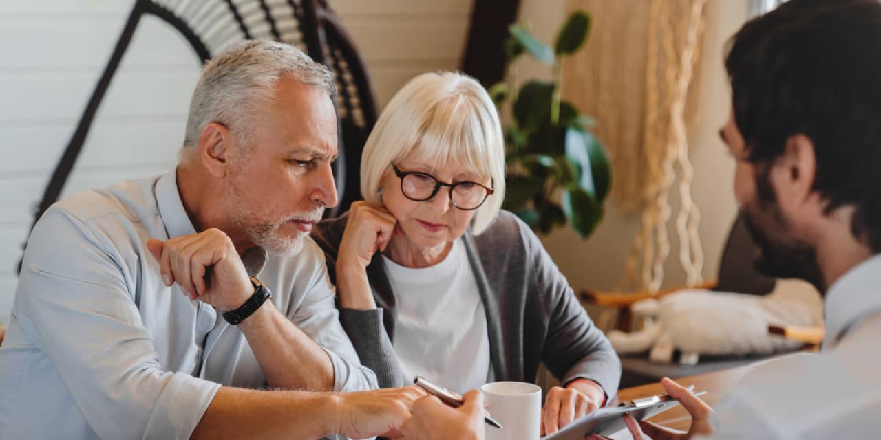 marketwatch.com - Brett Arends - Retirement investors assume financial pros are held to high standards. That's not always the case.