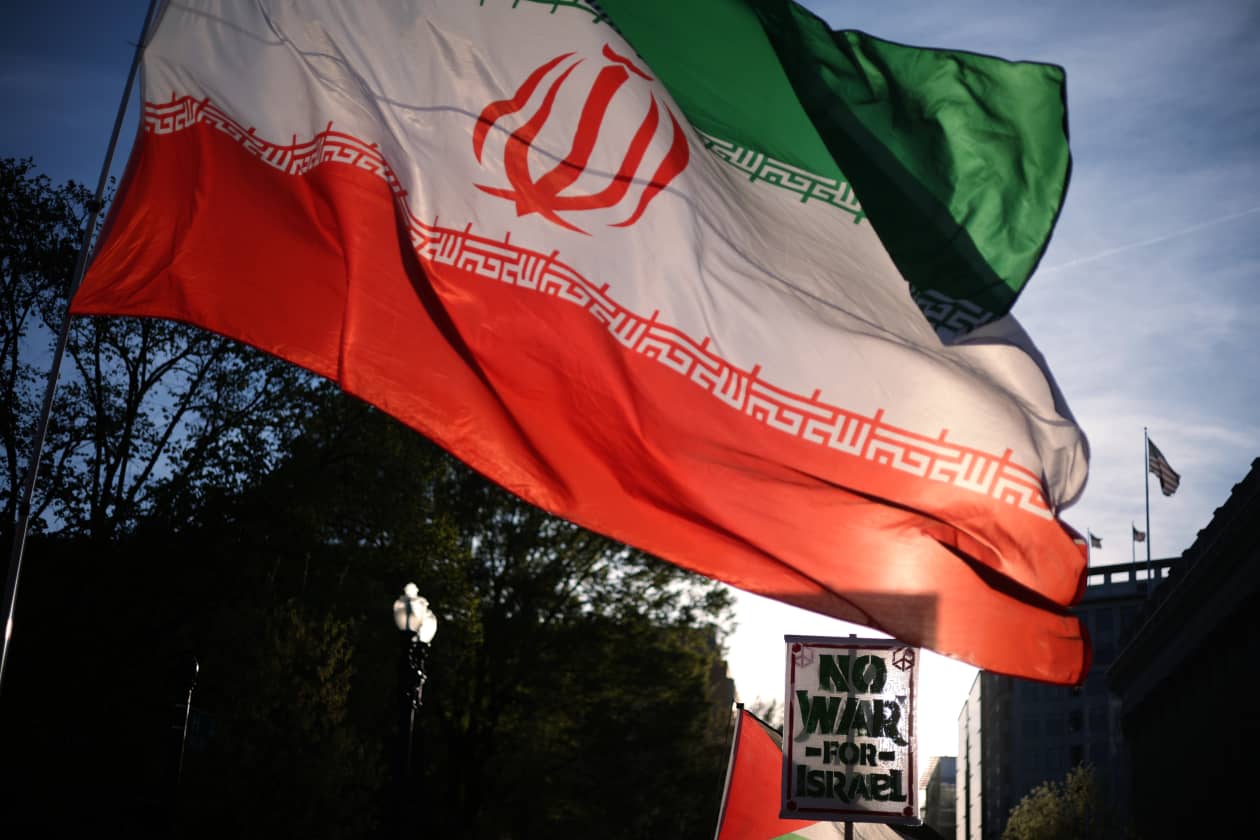 Oil just logged its worst week in 6 years as U.S.-Iran weekend talks ...