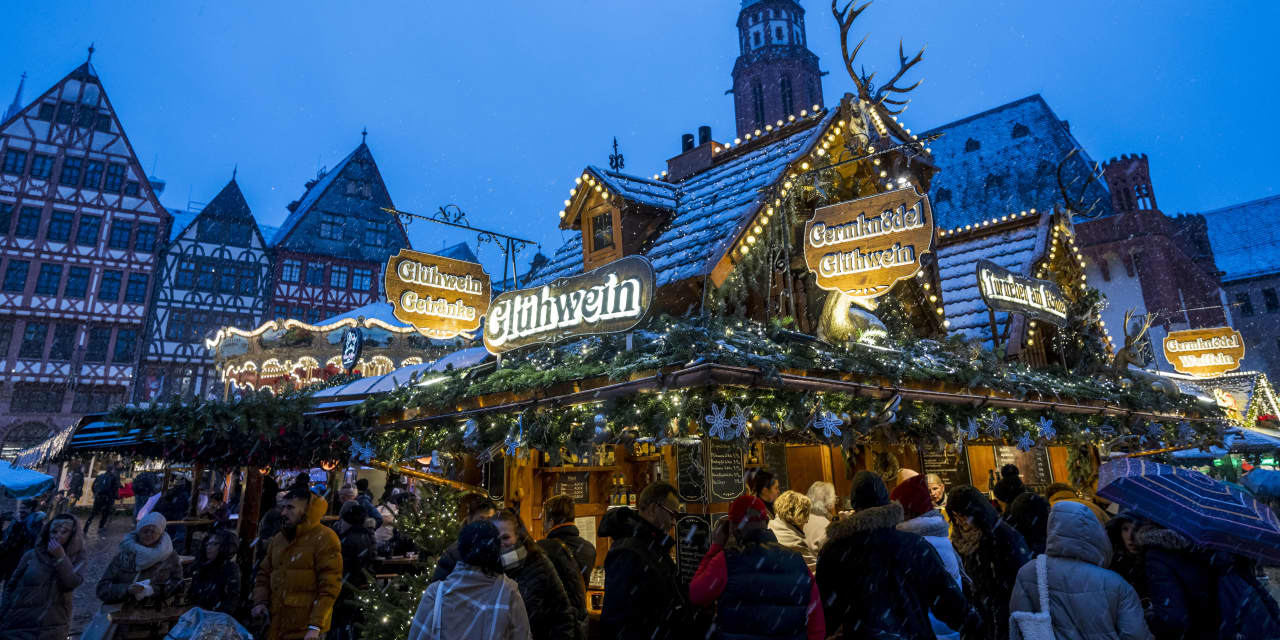 German bund yields tumble as weak data set to pressure ECB in new year - Vimarsana News