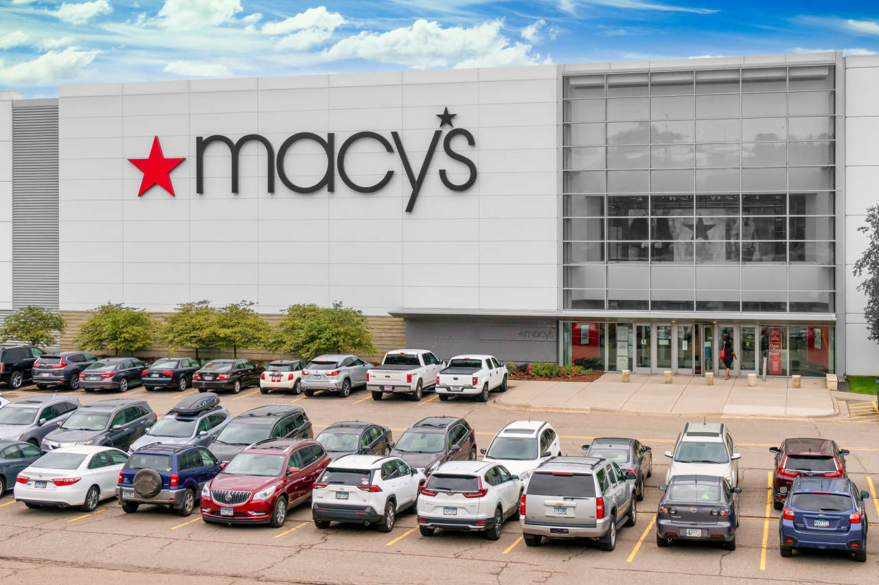 Macy’s is trying to listen to its customers more. The efforts are showing signs of working.