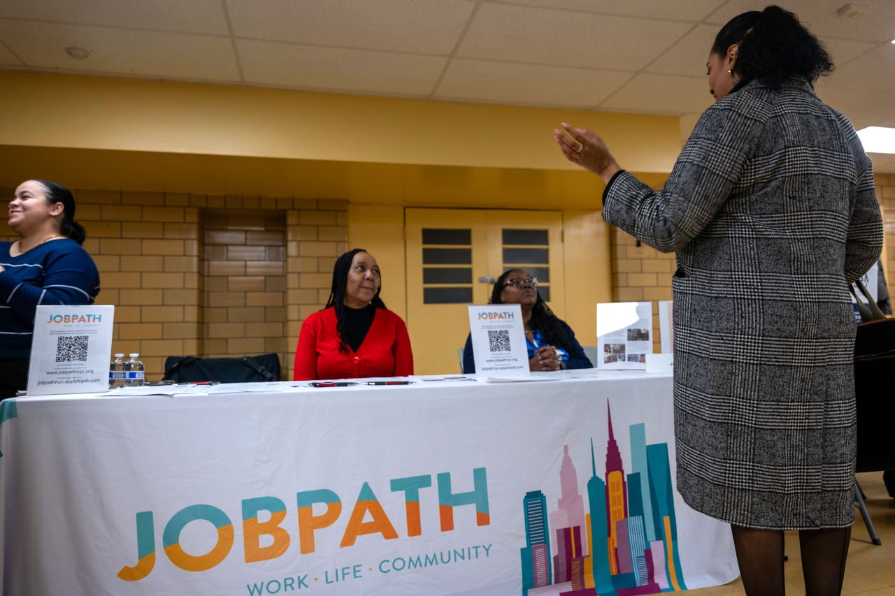 Jobless claims show ‘sluggish but generally stable’ labor market