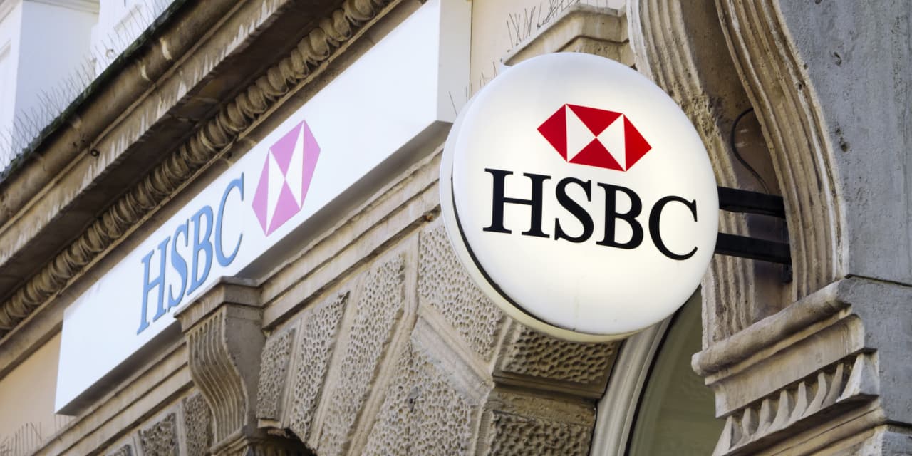 marketwatch.com - Jules Rimmer - HSBC reports a beat and a raise as it leapfrogs Wells Fargo by market cap