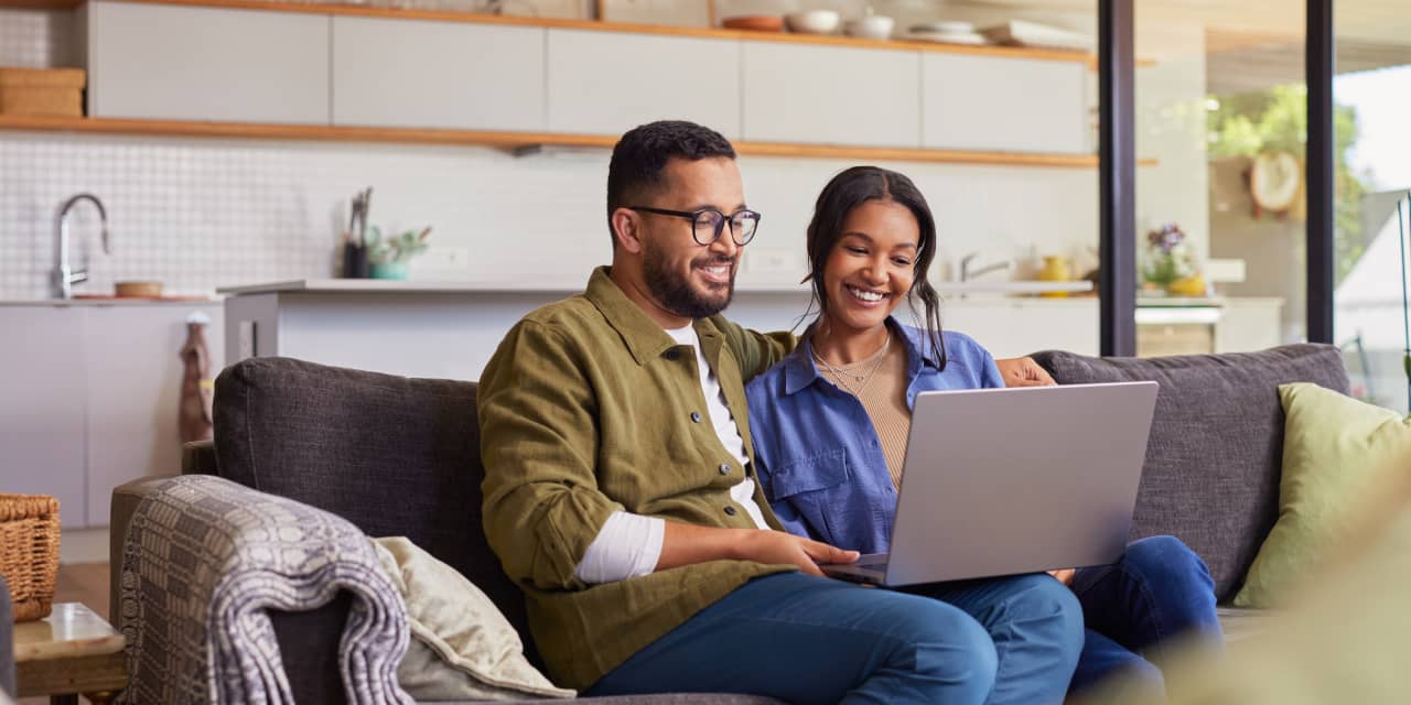 55% of Americans now use AI to help them with their finances — but it doesn’t always go well