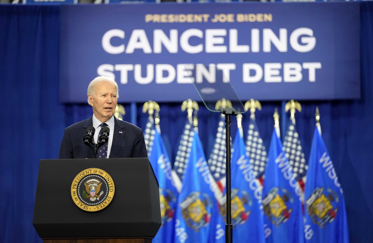 White House hits student-debt relief critic with PPP-loan-forgiveness past