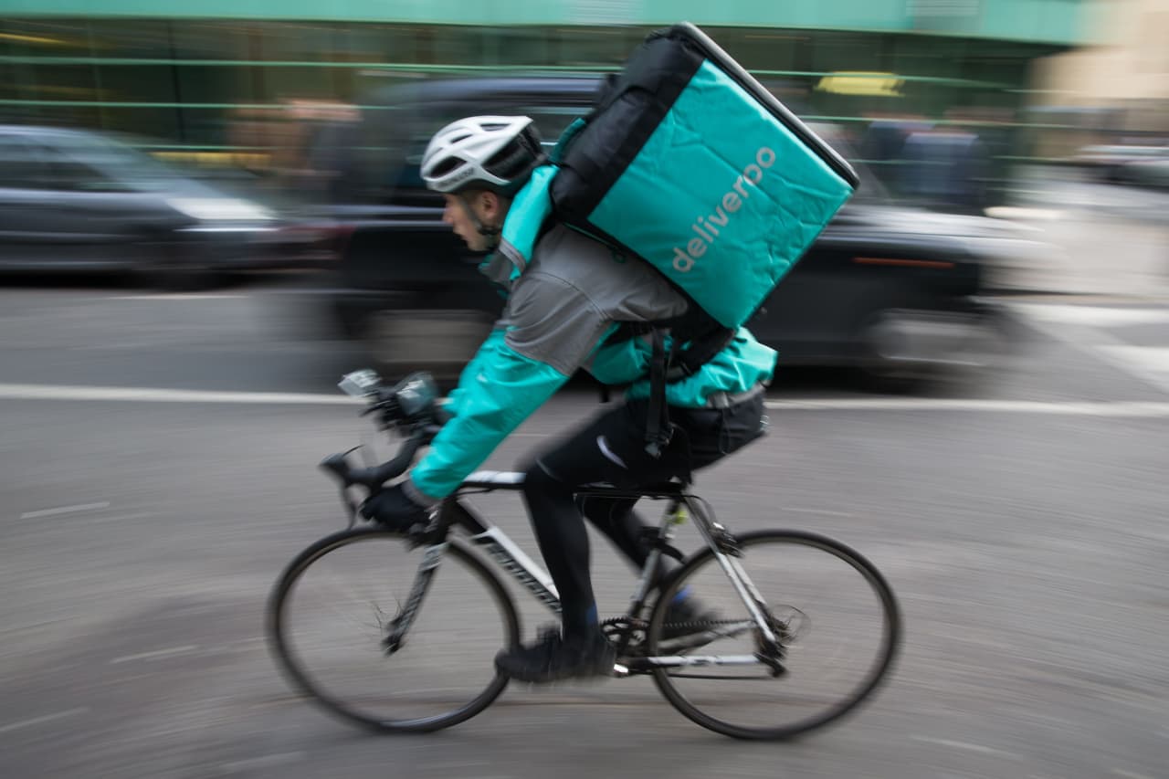 Amazon finalmente obtiene la aprobación del regulador para obtener una participación minoritaria en Deliveroo