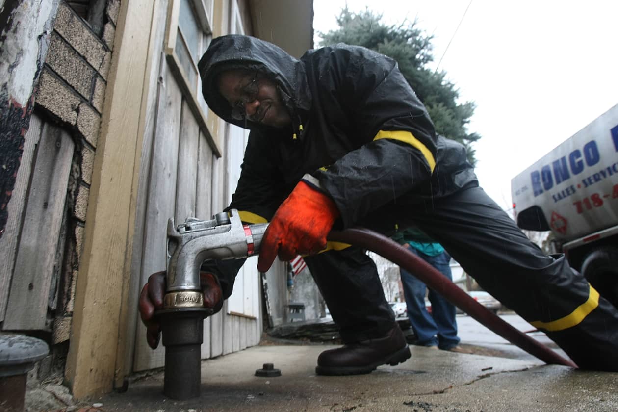Heating your home with oil could cost $750 more this winter. Read this before you pay the price.