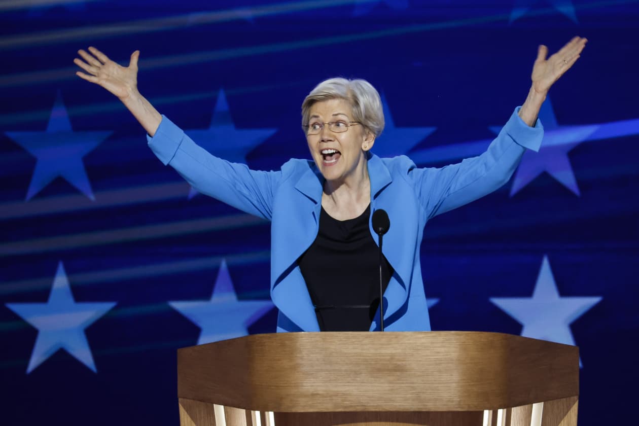 Opinion: The Fed should ignore Elizabeth Warren’s call to cut rates by ...